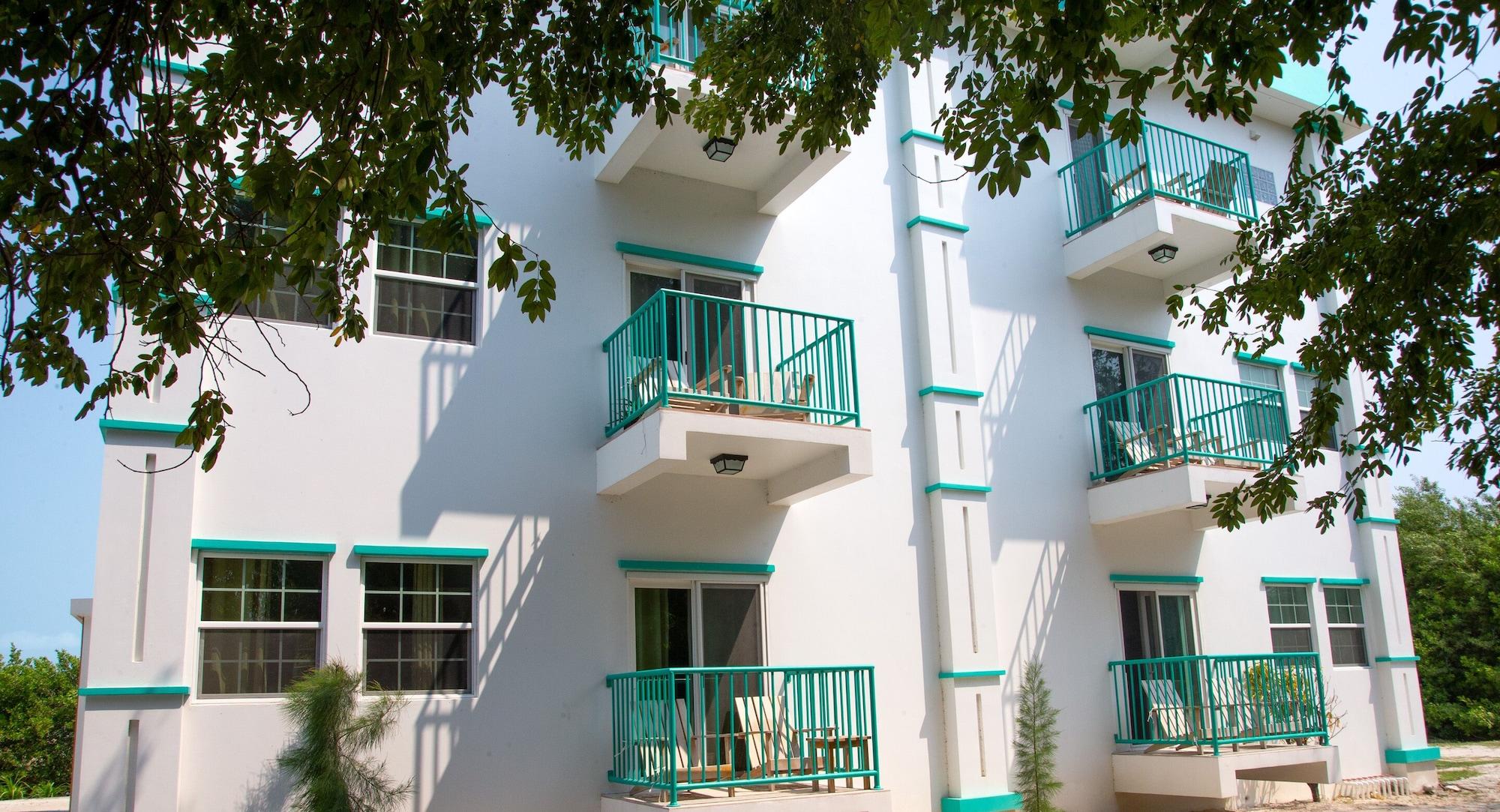 Best Western Grand Baymen Gardens San Pedro  Exterior photo
