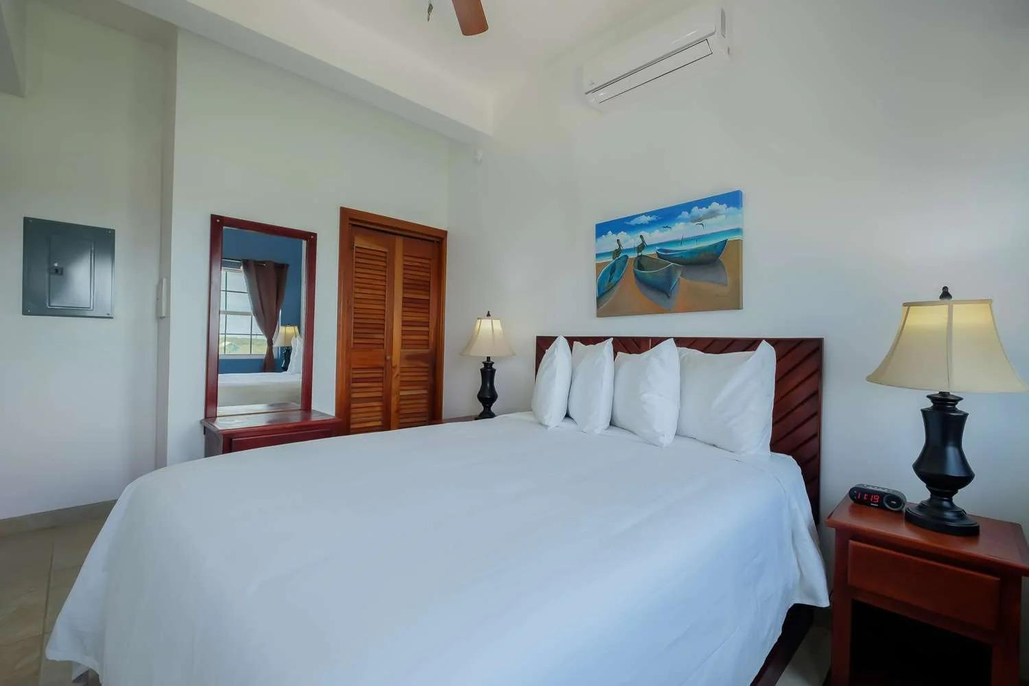 Best Western Grand Baymen Gardens San Pedro  Exterior photo